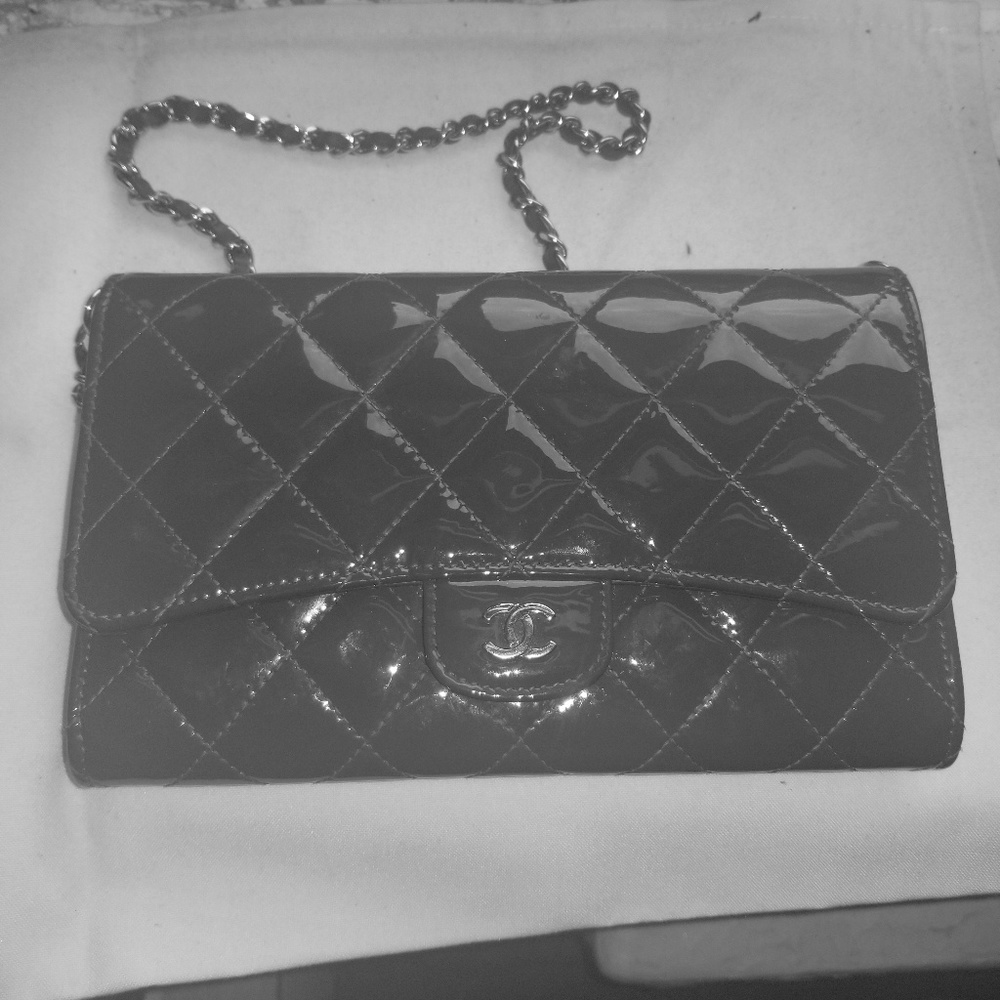 Chanel wallet